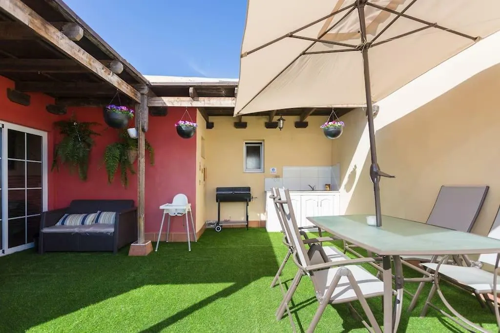 Villa Blanca Tenerife - Private Rooms - Terrace And Bbq, 5 Minutes From The Beach And Airport San Isidro  Espagne